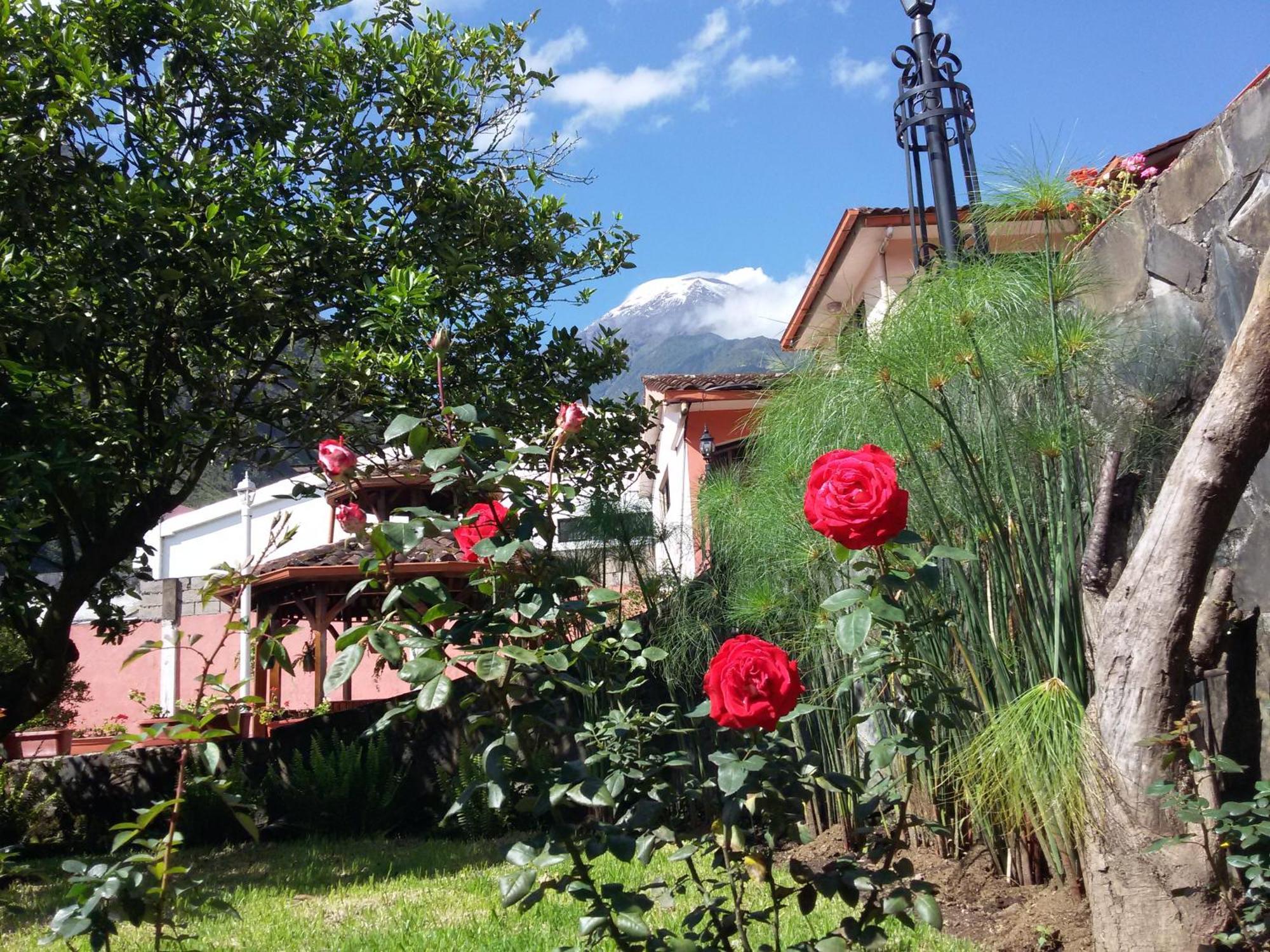 Hostal Monte Carmelo บาญอส ภายนอก รูปภาพ