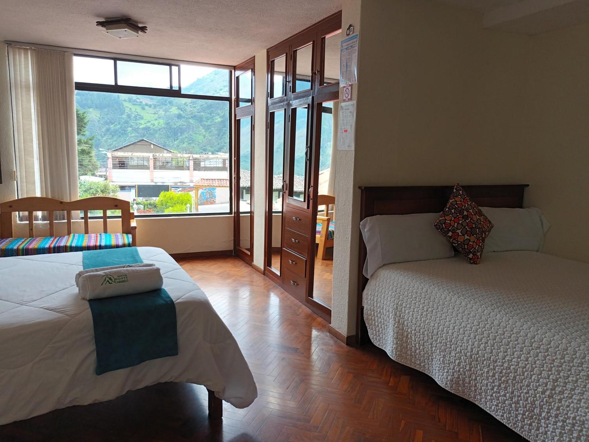 Hostal Monte Carmelo บาญอส ภายนอก รูปภาพ