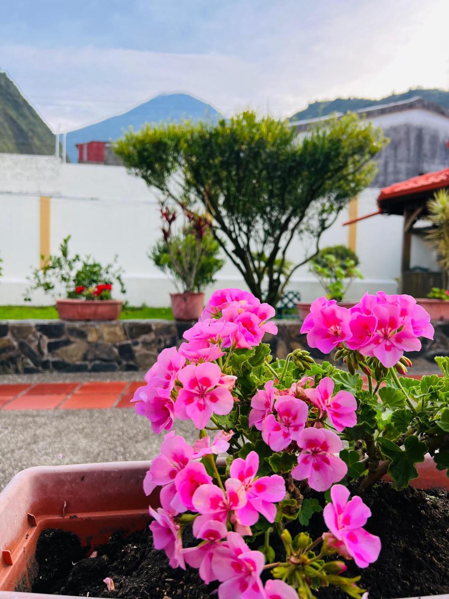 Hostal Monte Carmelo บาญอส ภายนอก รูปภาพ