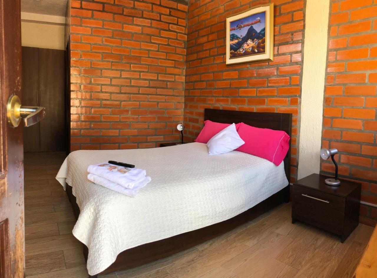 Hostal Monte Carmelo บาญอส ภายนอก รูปภาพ